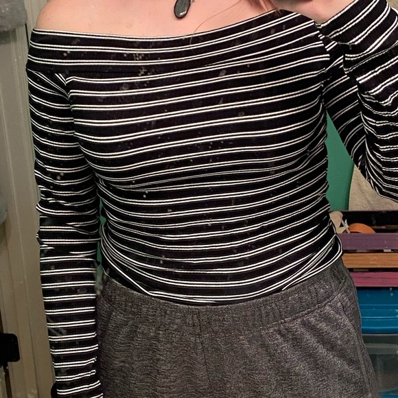 Off the Shoulder Striped Top - Picture 1 of 1
